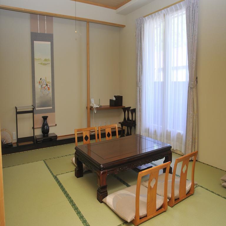 Yumoto Ginsenkaku Kamikawa (Hokkaido)