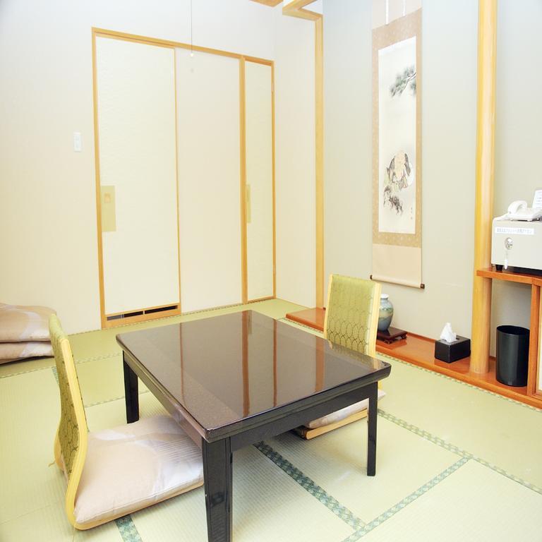 Ryokan Yumoto Ginsenkaku 3*